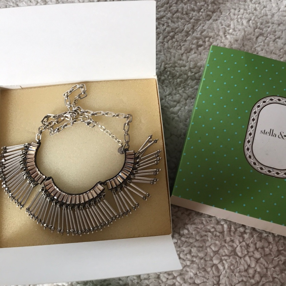 Stella & Dot necklace